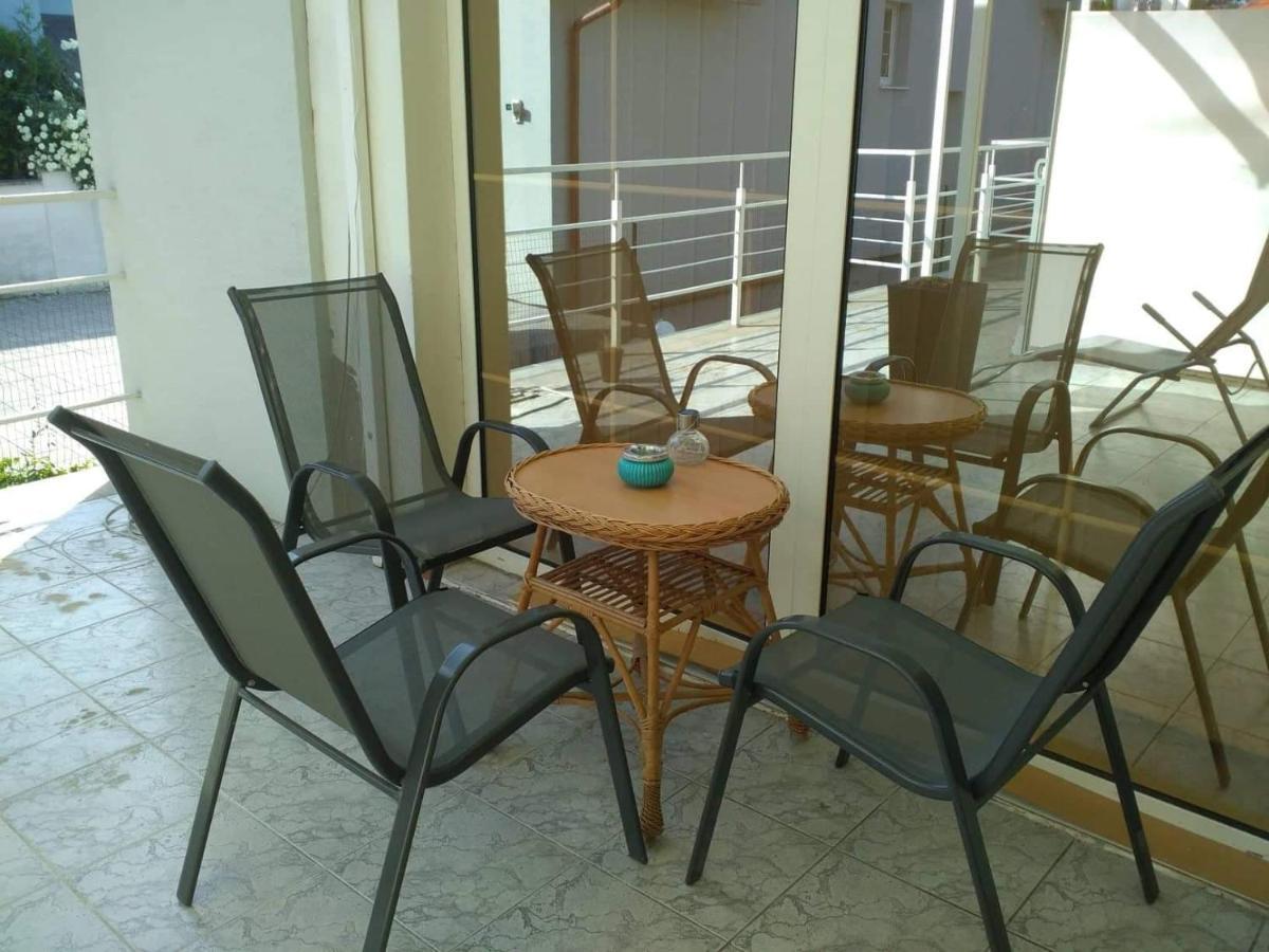 Slnecny Apartmanovy Dom Oslany 外观 照片