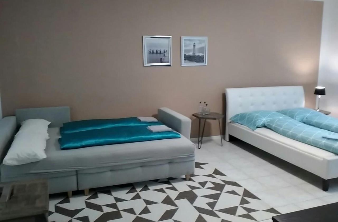 Slnecny Apartmanovy Dom Oslany 外观 照片