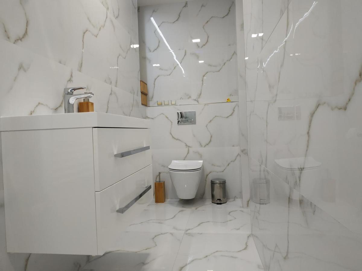 Slnecny Apartmanovy Dom Oslany 外观 照片